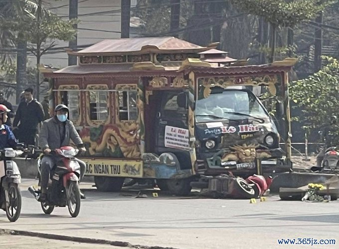 Hiện trường vụ tai nạn. Ảnh: Hùng Lê